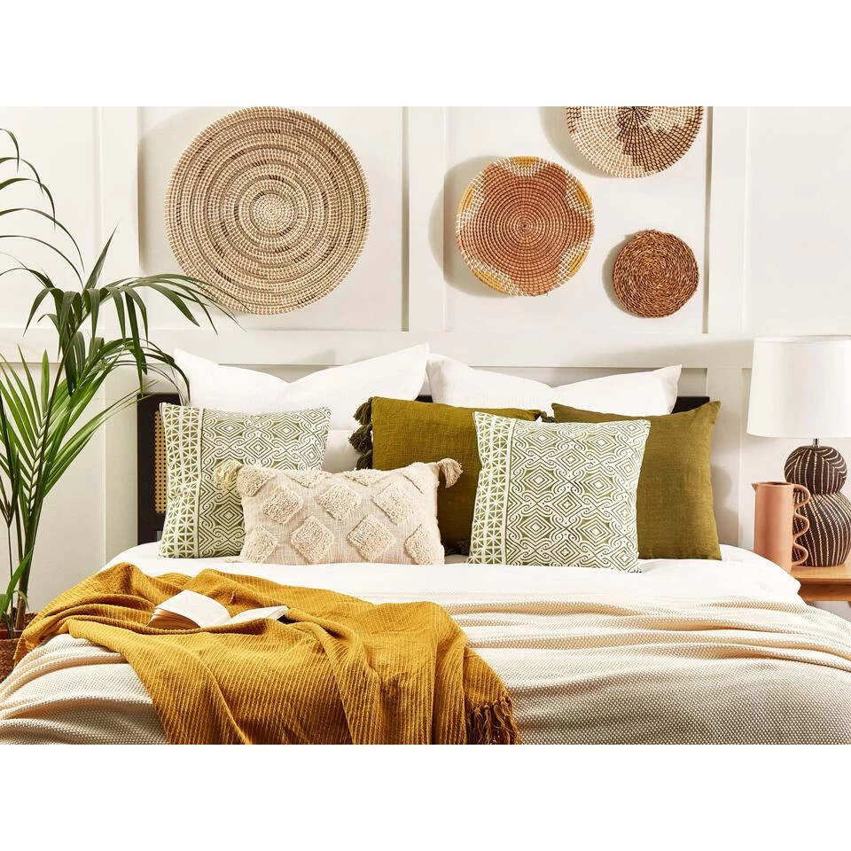 Beliani Sierkussen LARICS - Groen Katoen 2 Beliani Sierkussen LARICS - Groen Katoen - Afbeelding 2