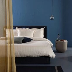 Dekbedovertrek Damai Linea Ivory Satijn-140x200/220 6 Dekbedovertrek Damai Linea Ivory Satijn-140x200/220 -Bedbekleding schommelt. 1000034787 0102