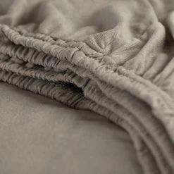 Cinderella - Hoeslaken (tot 25 Cm) - Jersey - 140x200 Cm - Taupe -Bedbekleding schommelt. 1000036578 0102