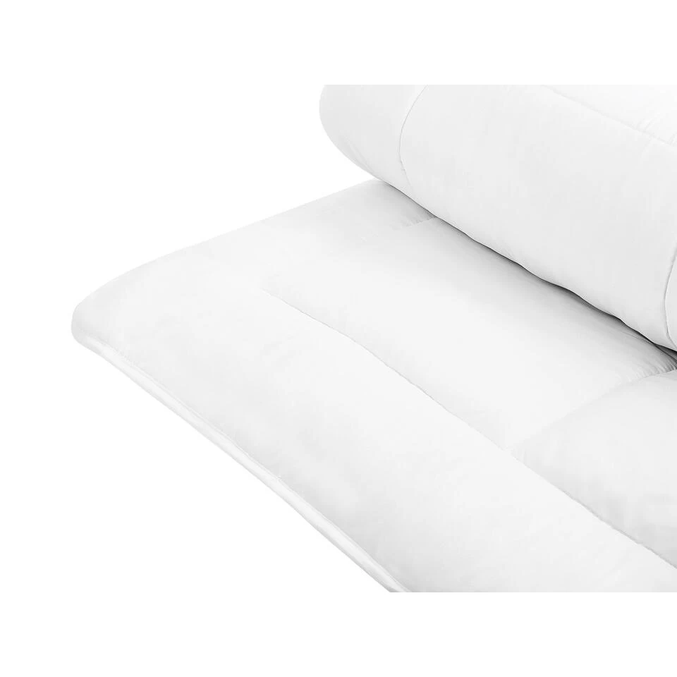 Beliani Dekbed KABRU - Wit Microvezels 1 Beliani Dekbed KABRU - Wit Microvezels