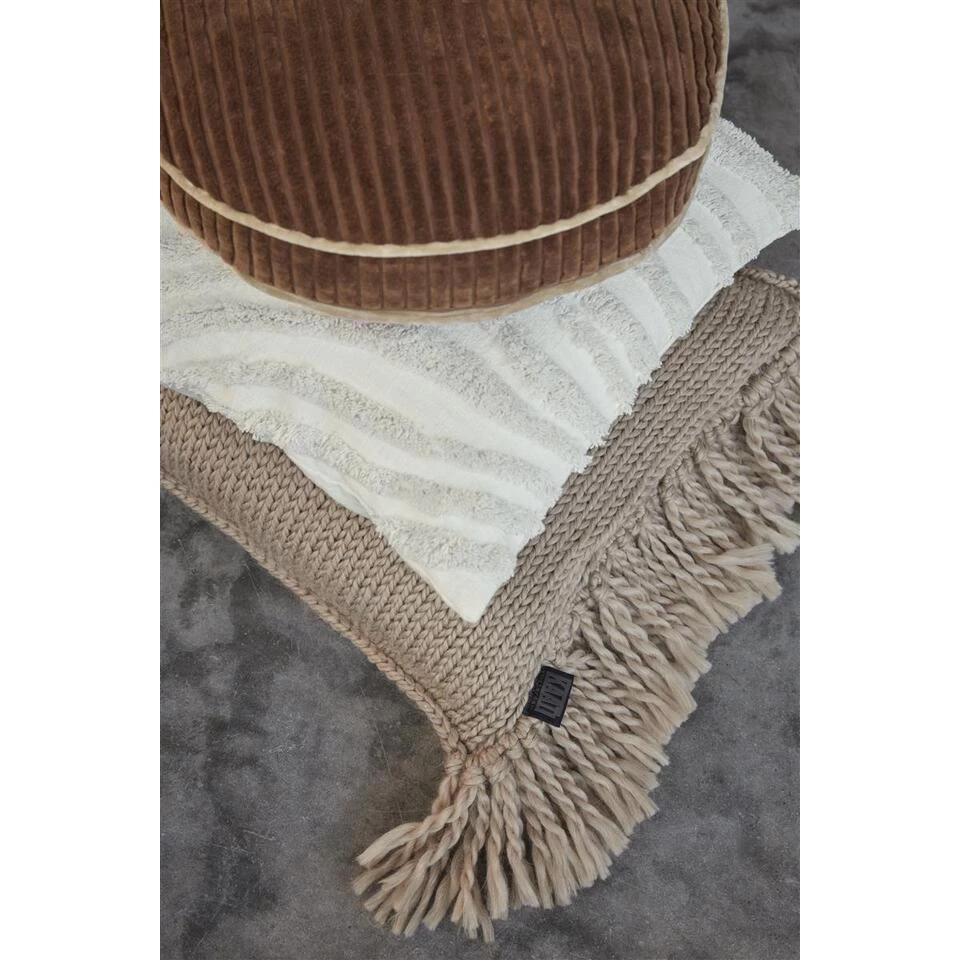 KAAT Amsterdam Sierkussen Marty Off-White - 45 X 45 Cm 3 KAAT Amsterdam Sierkussen Marty Off-White - 45 X 45 Cm - Afbeelding 3