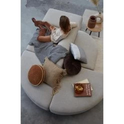 KAAT Amsterdam Sierkussen Perdy Brown - 40 X 40 Cm - Rond -Bedbekleding schommelt. 1000063584 0103