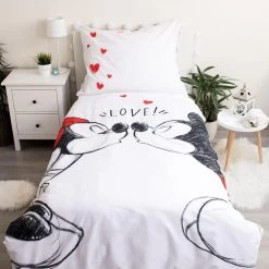 Disney Minnie & Mickey Mouse Dekbedovertrek, Love - 140 X 200 Cm - Katoen -Bedbekleding schommelt. 1000064773 0103