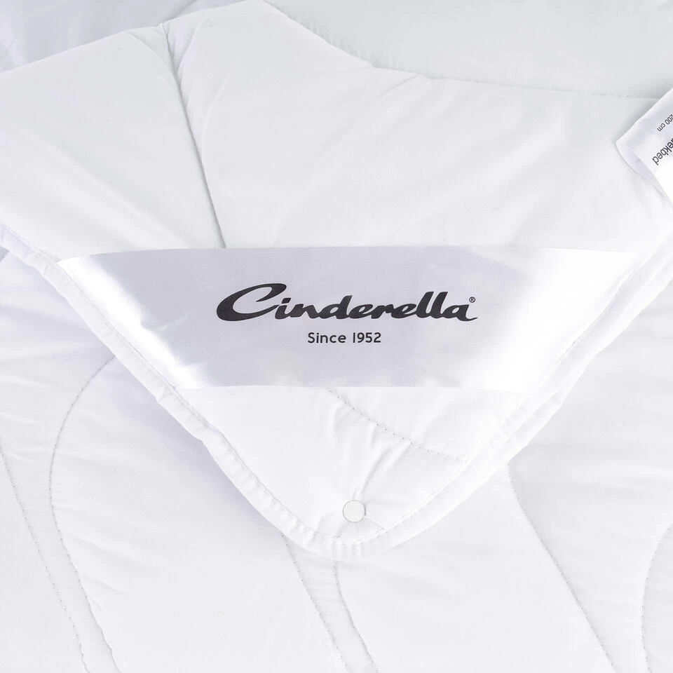 Cinderella Dance - Dekbed 4-seizoenen - 140x200 Cm 2 Cinderella Dance - Dekbed 4-seizoenen - 140x200 Cm - Afbeelding 2