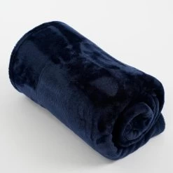 In The Mood Collection Famke Fleece Plaid - 180 X 130 Cm - Donkerblauw -Bedbekleding schommelt. 1000078572 0102