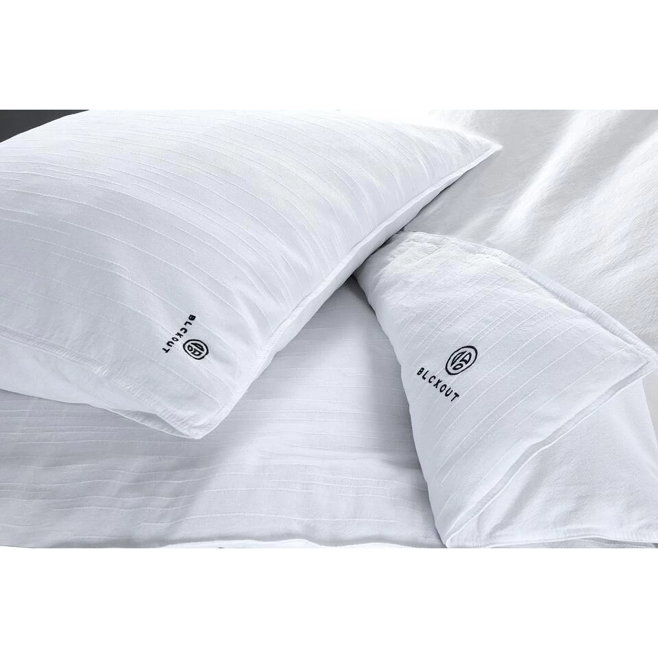 BLCKOUTdekbedovertrek Odessa - 140x200/220 Cm - Wit 3 BLCKOUTdekbedovertrek Odessa - 140x200/220 Cm - Wit - Afbeelding 3