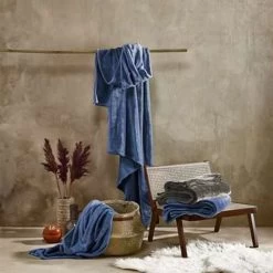 De Witte Lietaer Fleece Plaid Cosy - 150 X 200 Cm - Blue Indigo -Bedbekleding schommelt. 1759524826 0103