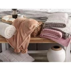 Beliani Plaid TERKE - Bruin Polyester -Bedbekleding schommelt. 1b5c7221a01841d492eda63c86409492