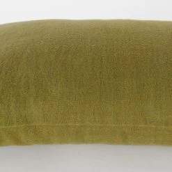 In The Mood Collection Bering Sierkussen L55 X B35 Cm Groen -Bedbekleding schommelt. 21799ec333de4b24a542702f5ee600ab