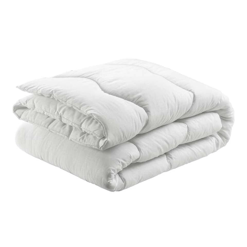 Dekbed Eris Synthetisch - Middelwarm - 140x200 Cm 1 Dekbed Eris Synthetisch - Middelwarm - 140x200 Cm