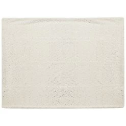 Beliani Plaid ALAZEYA - Beige Polyester 7 Beliani Plaid ALAZEYA - Beige Polyester -Bedbekleding schommelt. 46fe8a55237548c7aaf60a6d7827bfcb