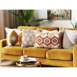 Beliani Sierkussen MAJRA - Multicolor Katoen 5 Beliani Sierkussen MAJRA - Multicolor Katoen -Bedbekleding schommelt. 7336a87a9d574a87b7b2267b5ec448dc