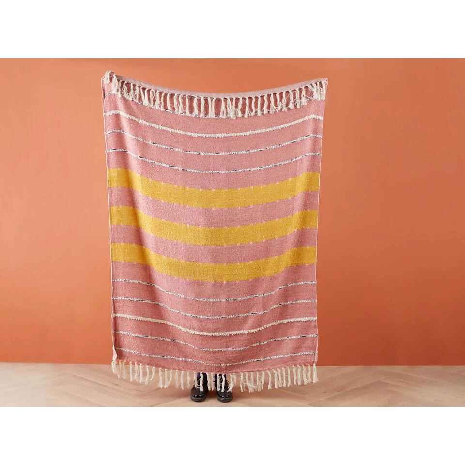 Beliani Plaid NAIKHU - Rood Katoen, Acryl 4 Beliani Plaid NAIKHU - Rood Katoen, Acryl - Afbeelding 4